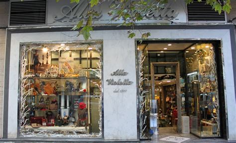 profumerie di napoli che vendono bigiotteria di chanel|Profumeria Artistica a Napoli: Alla Violetta Boutique, Via Bernini 27.